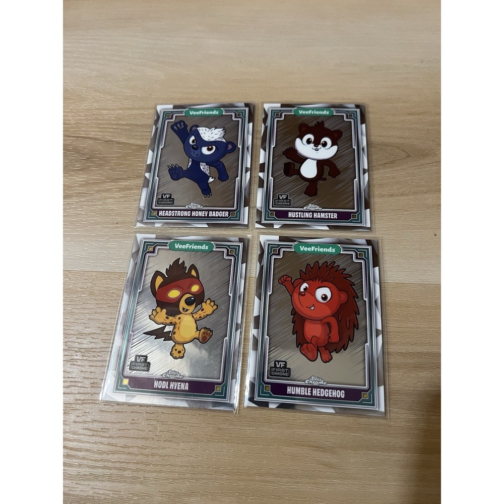 Topps Chrome VeeFriends 2025 First Chrome Lot Of 4 Honey Badger Hamster Hyena N